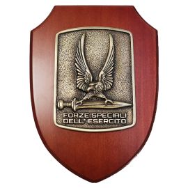 CREST IN METALLO SMALTATO BASE LEGNO CL23 24,5X18CM FORZE SPECIALI EI