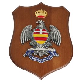 CREST IN METALLO SMALTATO BASE LEGNO 22,5X17,5CM RGT ARTIGL. TERRESTRE